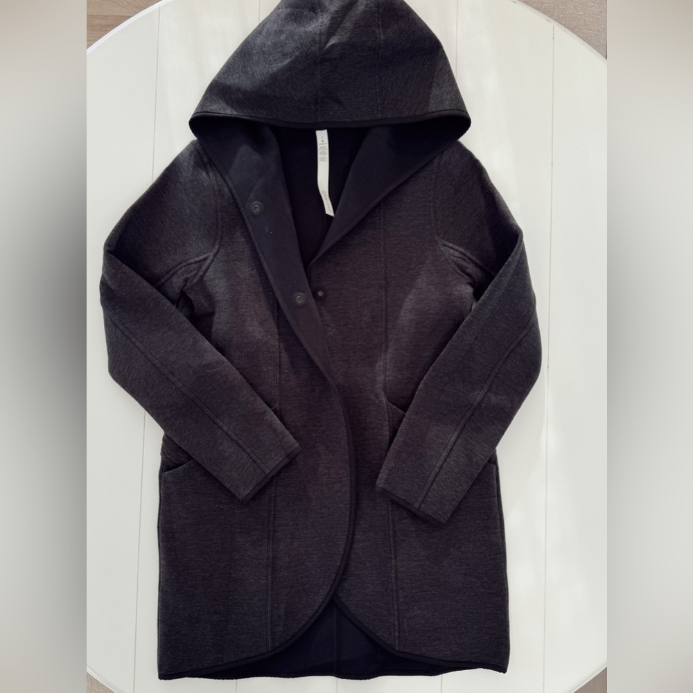lululemon jacket!